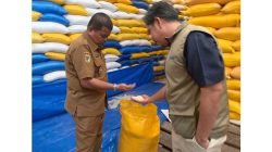 Bapanas Tinjau Mutu Beras Bantuan di Parigi Moutong
