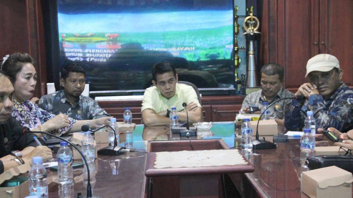 Bupati Parigi Moutong Sebut Sektor Pertambangan Bukan Prioritas