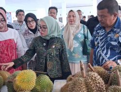 Wamenkop UKM Puji Kesiapan Ekspor Durian Parigi Moutong