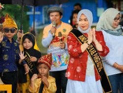 PAUD Tampilkan Kreativitas Meriah di Karnaval Hardiknas