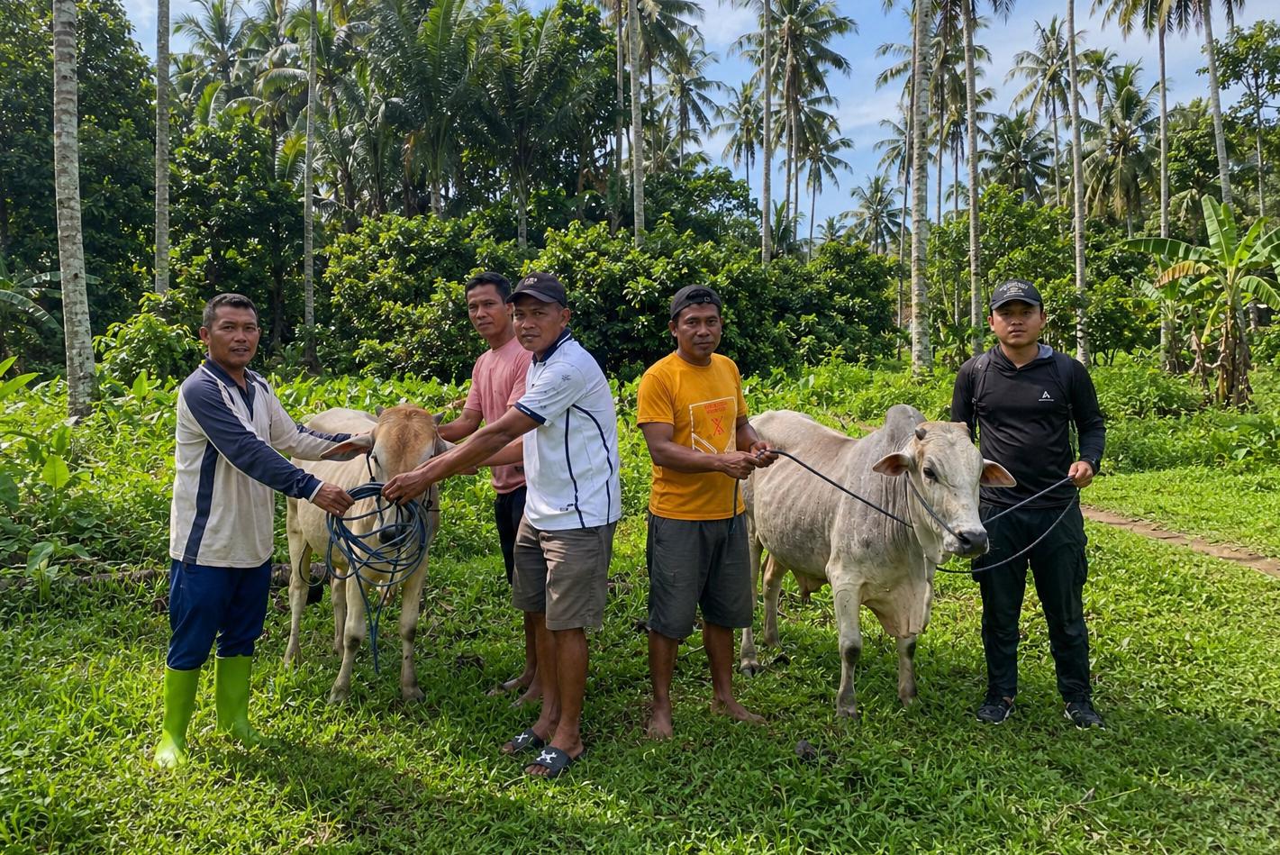 Tiga Desa Lingkar Tambang Terima Bantuan Sapi Kurban